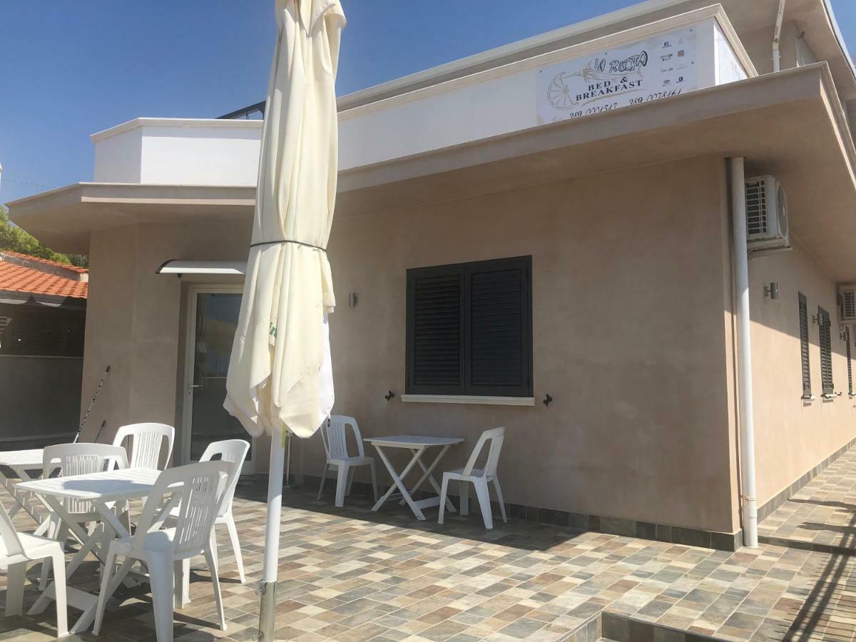 La Ruota B&B 泰拉西尼 外观 照片