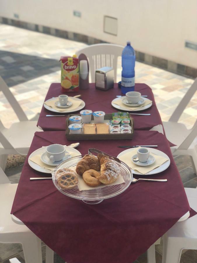 La Ruota B&B 泰拉西尼 外观 照片