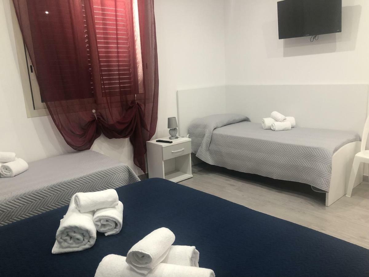 La Ruota B&B 泰拉西尼 外观 照片
